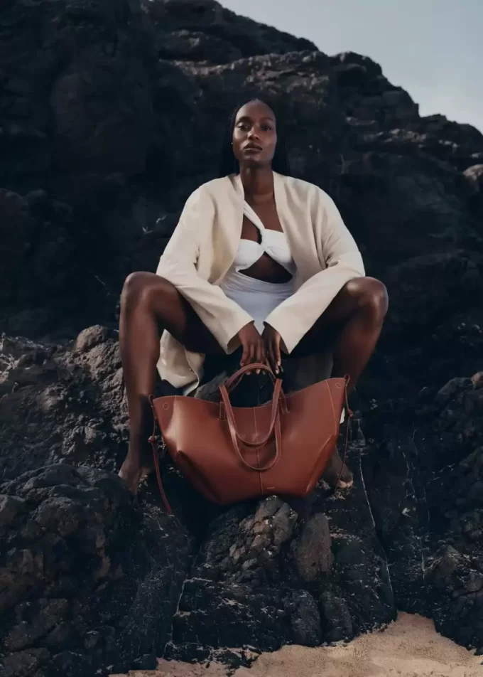 Cyme Edition  Textured Cognac