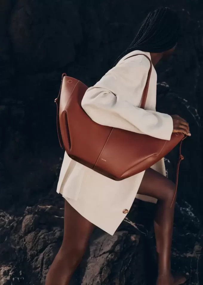 Cyme Edition  Textured Cognac