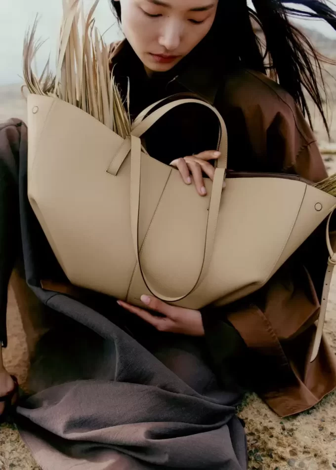 Cyme Edition  Textured Sand