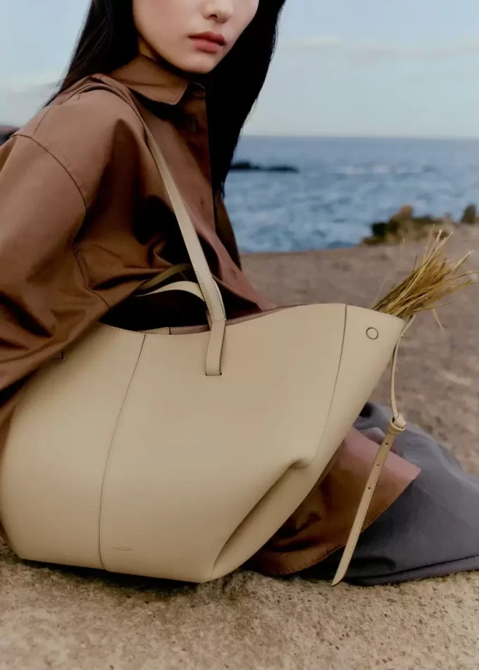 Cyme Edition  Textured Sand