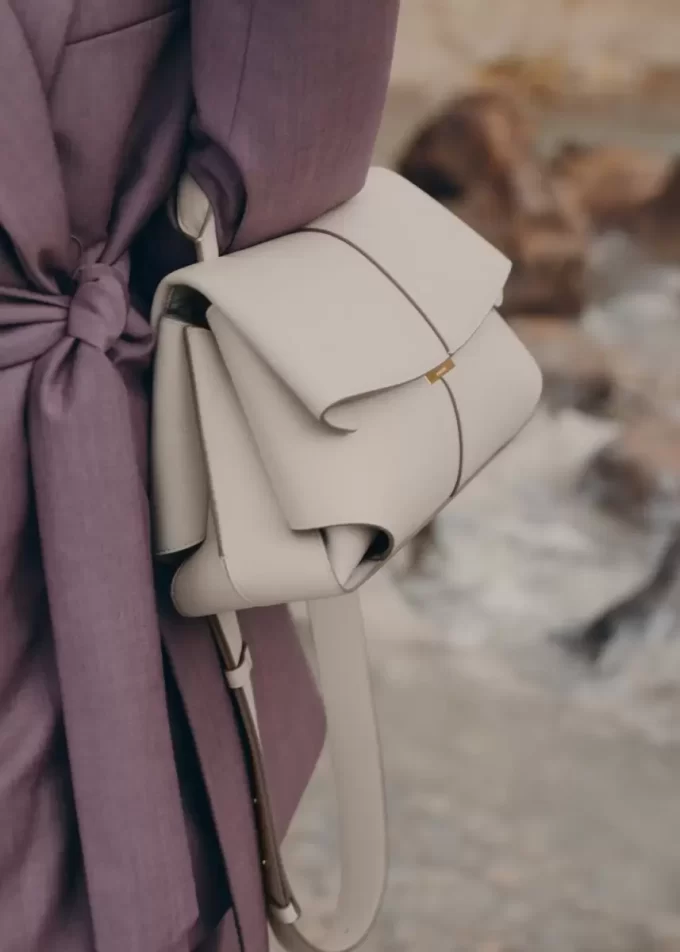 Mokki Edition  Textured Chalk