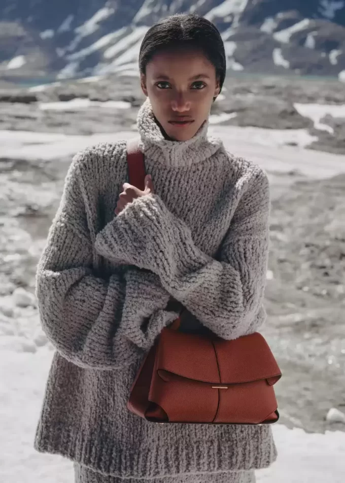 Mokki Edition  Textured Red Clay