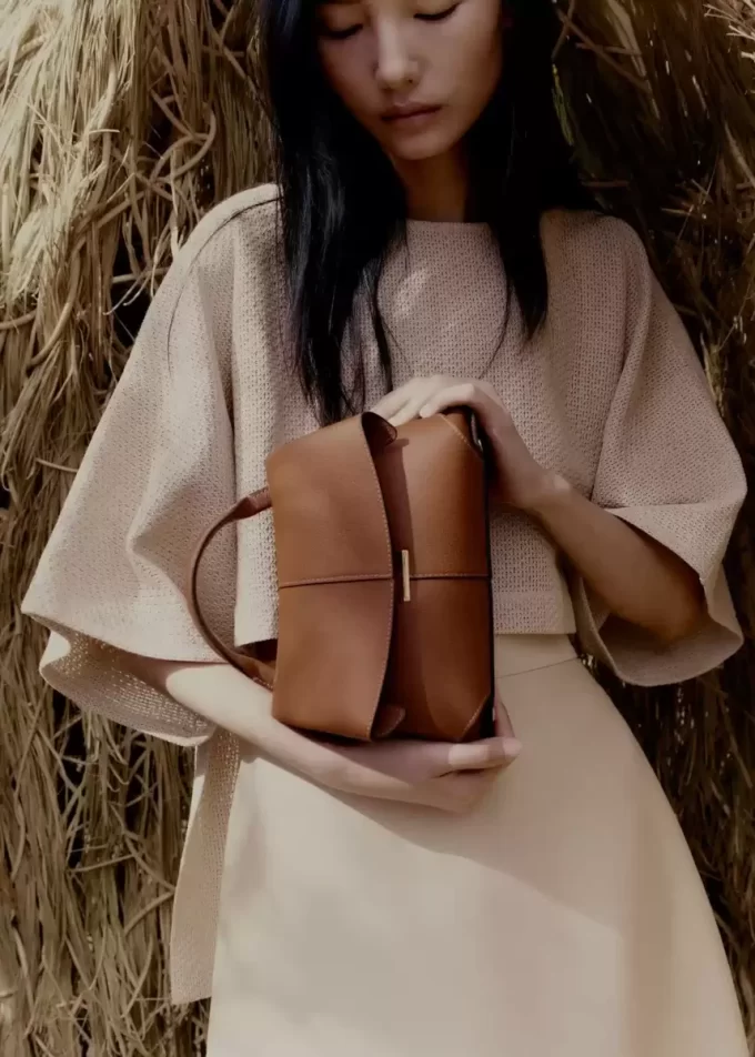 Mokki Mini Edition  Textured Camel