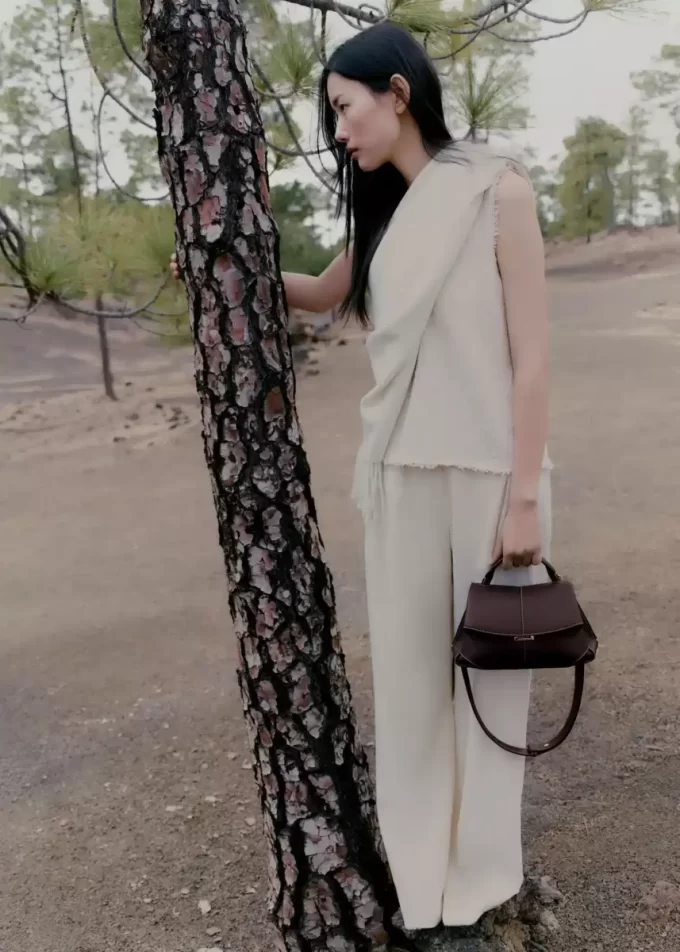 Mokki Mini Edition Textured Ebony