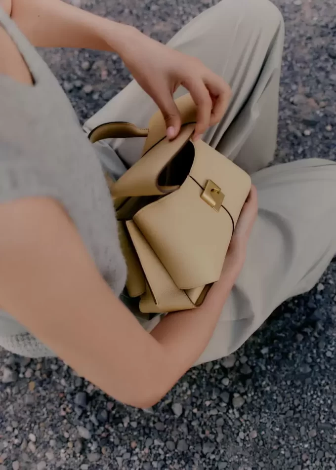 Mokki Mini Edition  Textured Sand