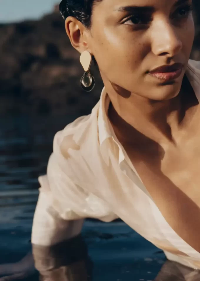 Naé Earrings Edition Smoked glass Naé Earrings Edition Smoked glass