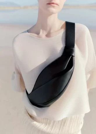 Neyu Edition  Smooth Black