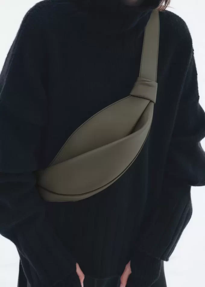 Neyu Edition  Smooth Smoky Green