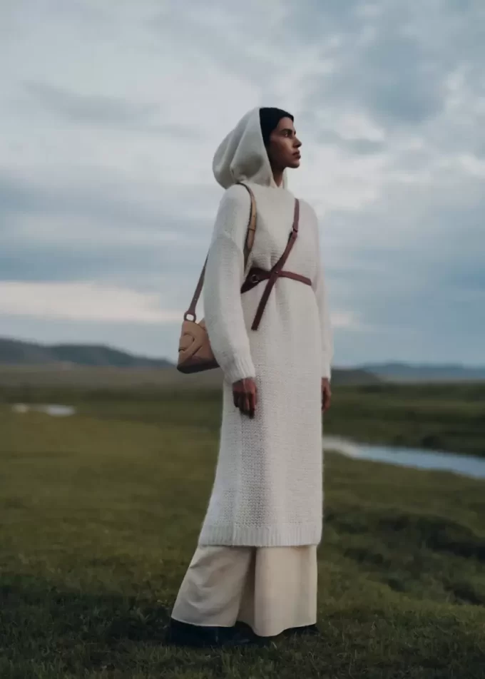 Nodde Edition  Smooth Root