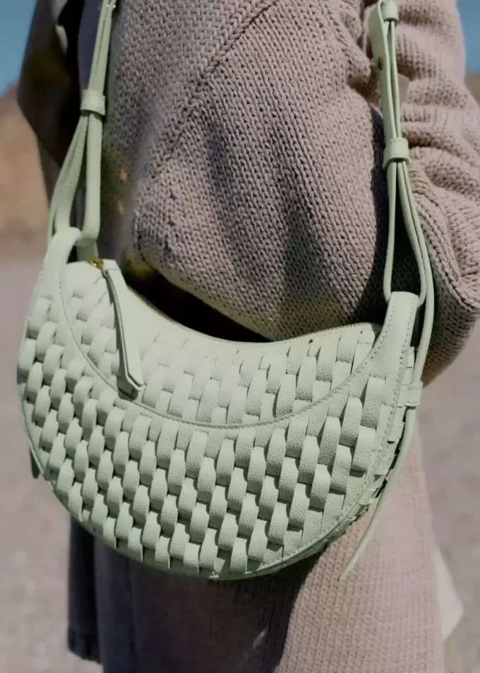 Numéro Dix Edition  Onda Fresh Almond