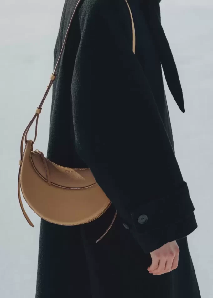 Numéro Dix Edition  Smooth Ocher