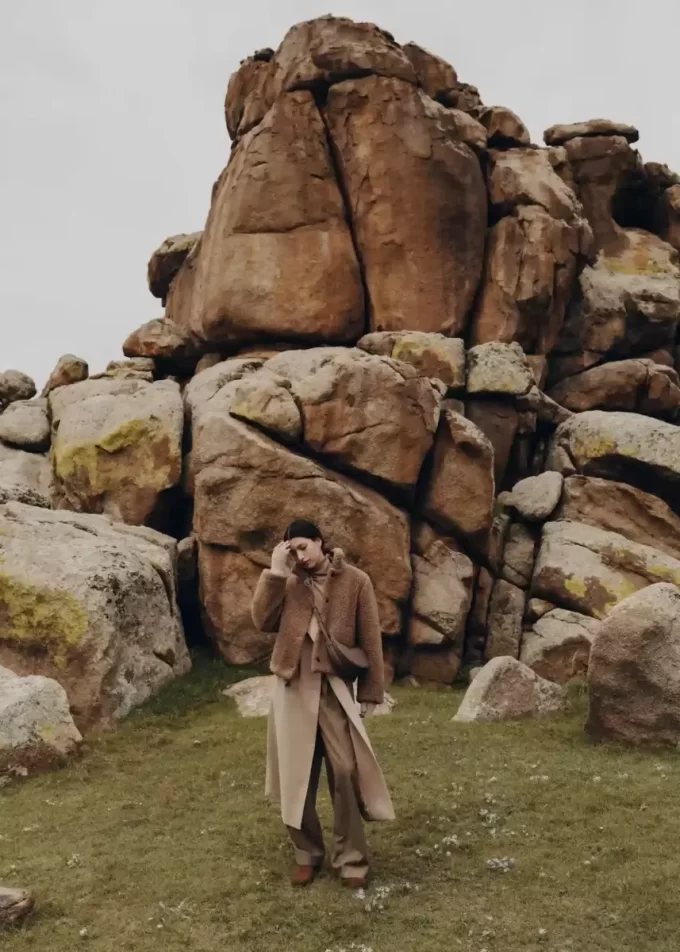 Numéro Dix Edition  Smooth Root