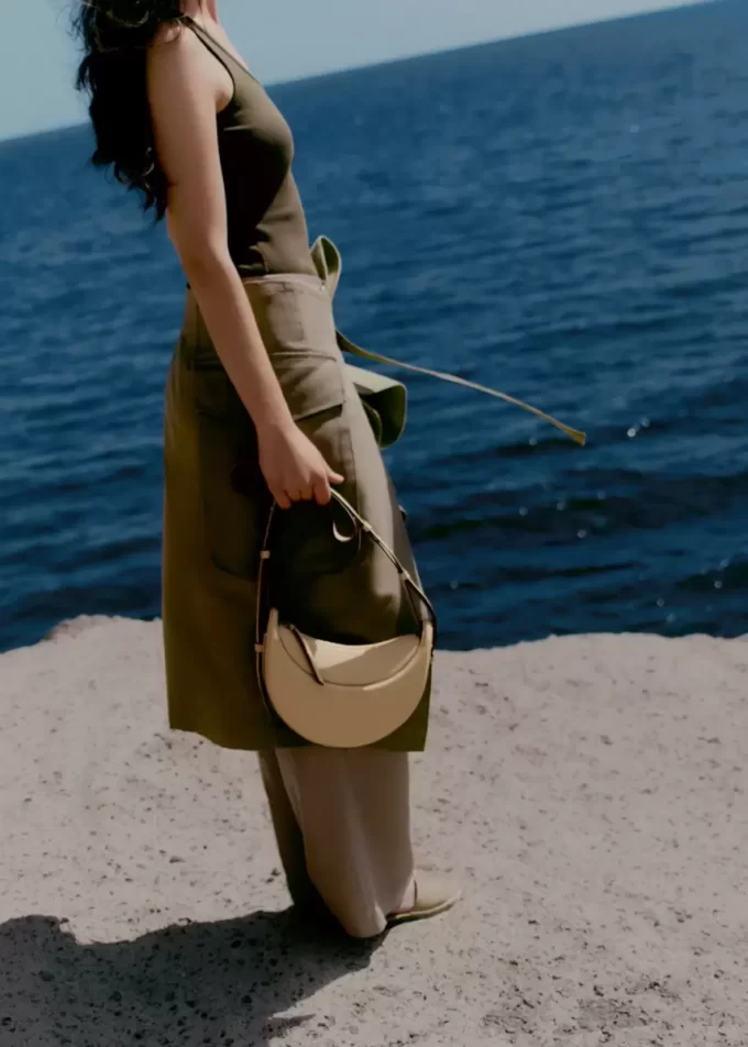 Numéro Dix Edition  Smooth Sand