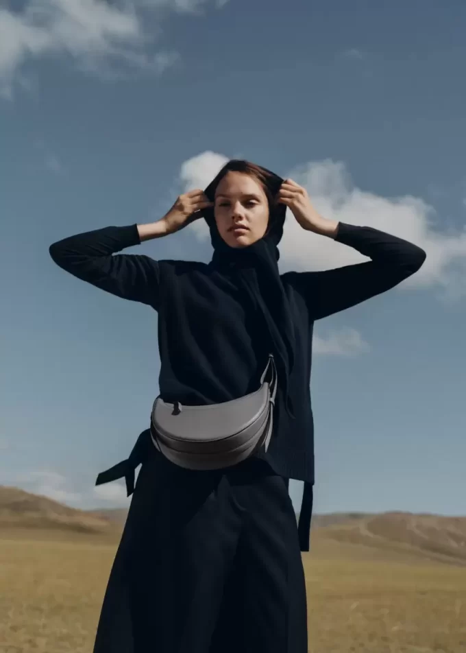 Numéro Dix Edition  Smooth Stone