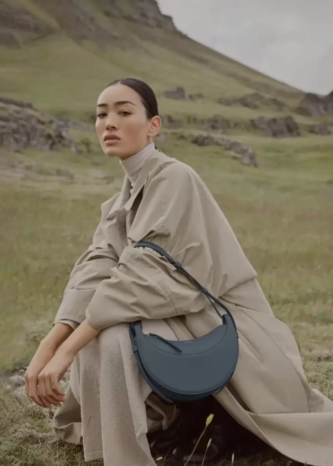 Numéro Dix Edition  Textured Midnight Blue