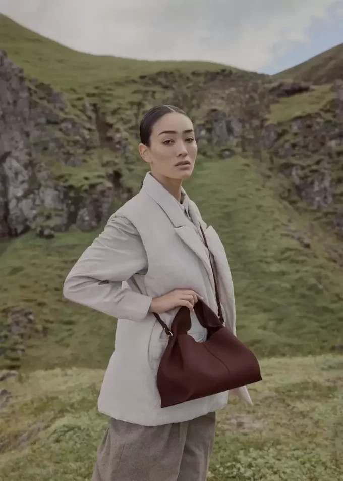 Numéro Neuf Edition  Textured Sandalwood