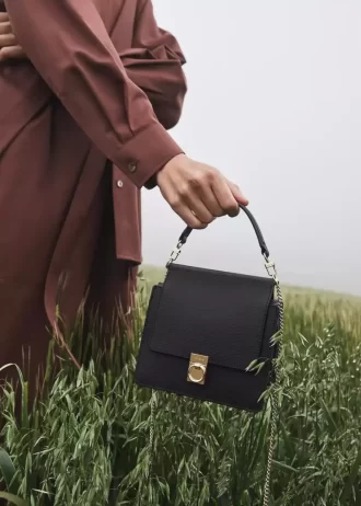 Numéro Sept Mini Edition  Textured Black