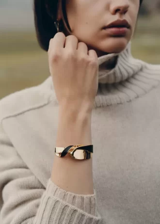 Éole Cuff Edition  Black Leather