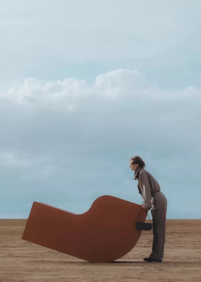 Osmo Edition  Smooth Black with Ecru Stitching