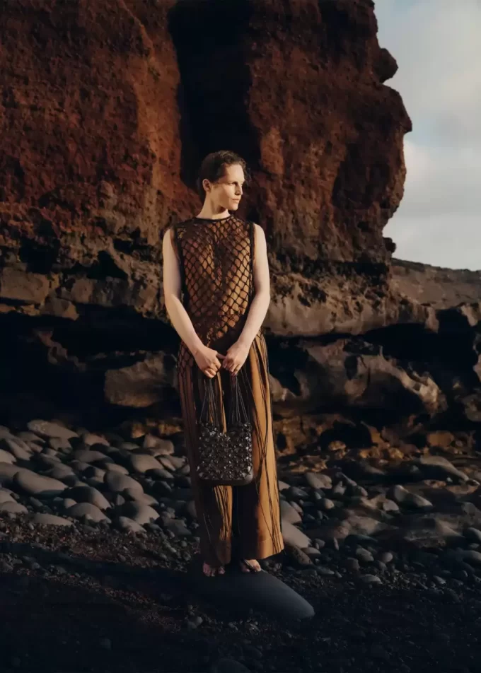 Solé Edition  Ebony